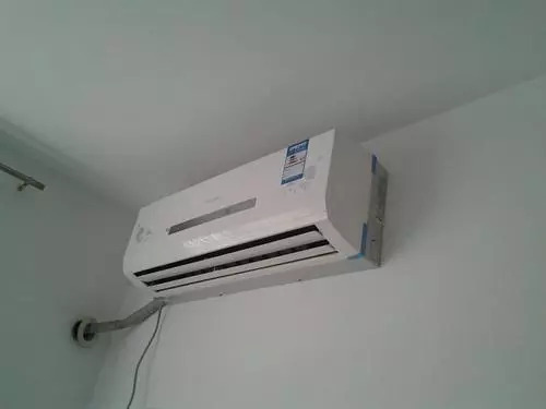 挂壁式空调排水管怎么拆装